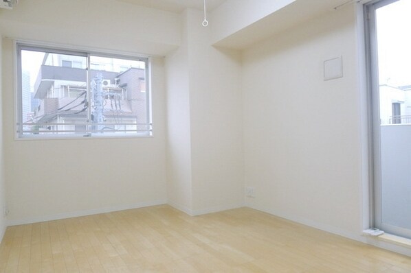 MFPR代々木タワーの物件内観写真